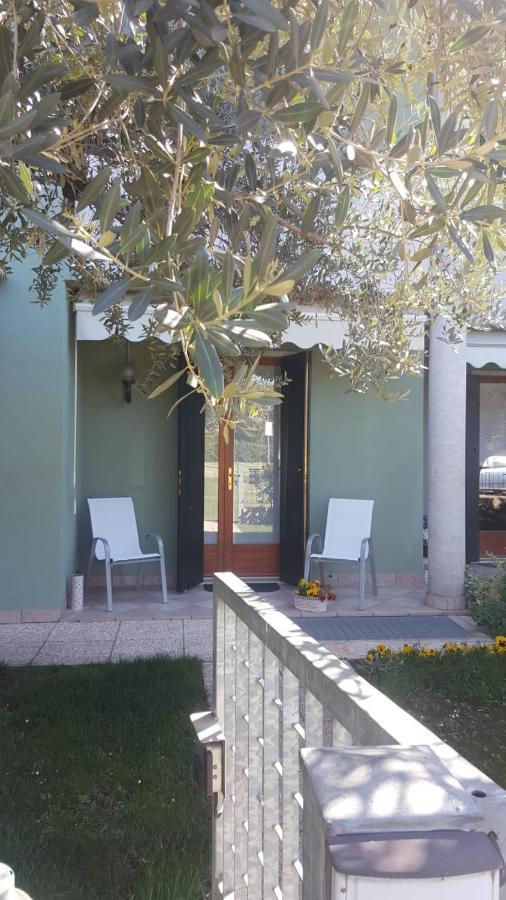 La Casa Sul Parco Apartment Valeggio sul Mincio Ngoại thất bức ảnh